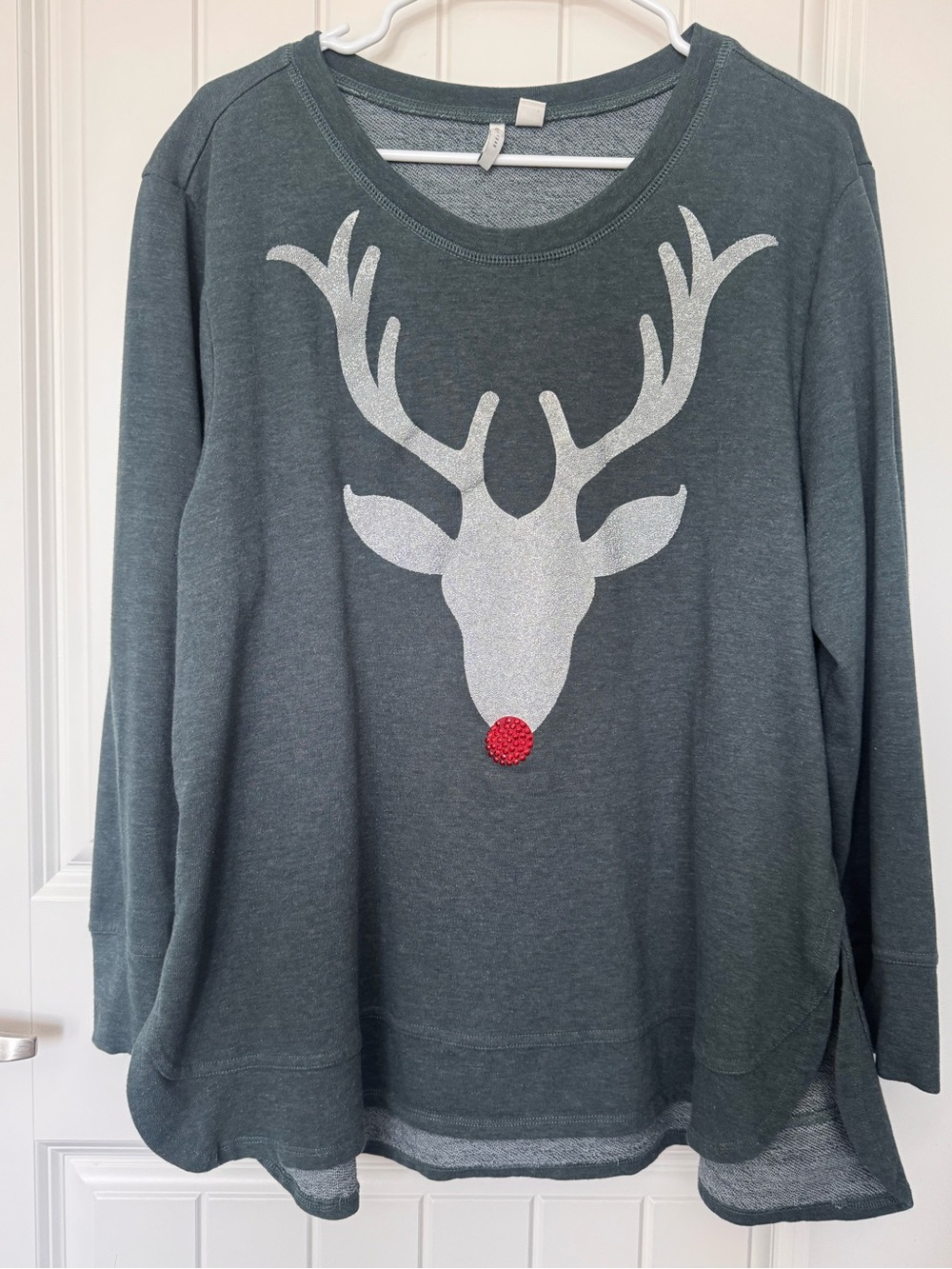Cato‎ Plus 18/20W Glitter Reindeer Rhinestone Christmas Sweatshirt
